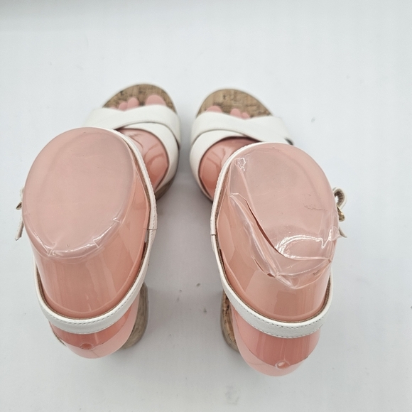 Stuart Weitzman Dayna White Platform Sandals Size 6B - Picture 8 of 12